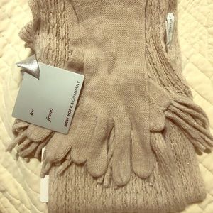 Scarf & gloves set